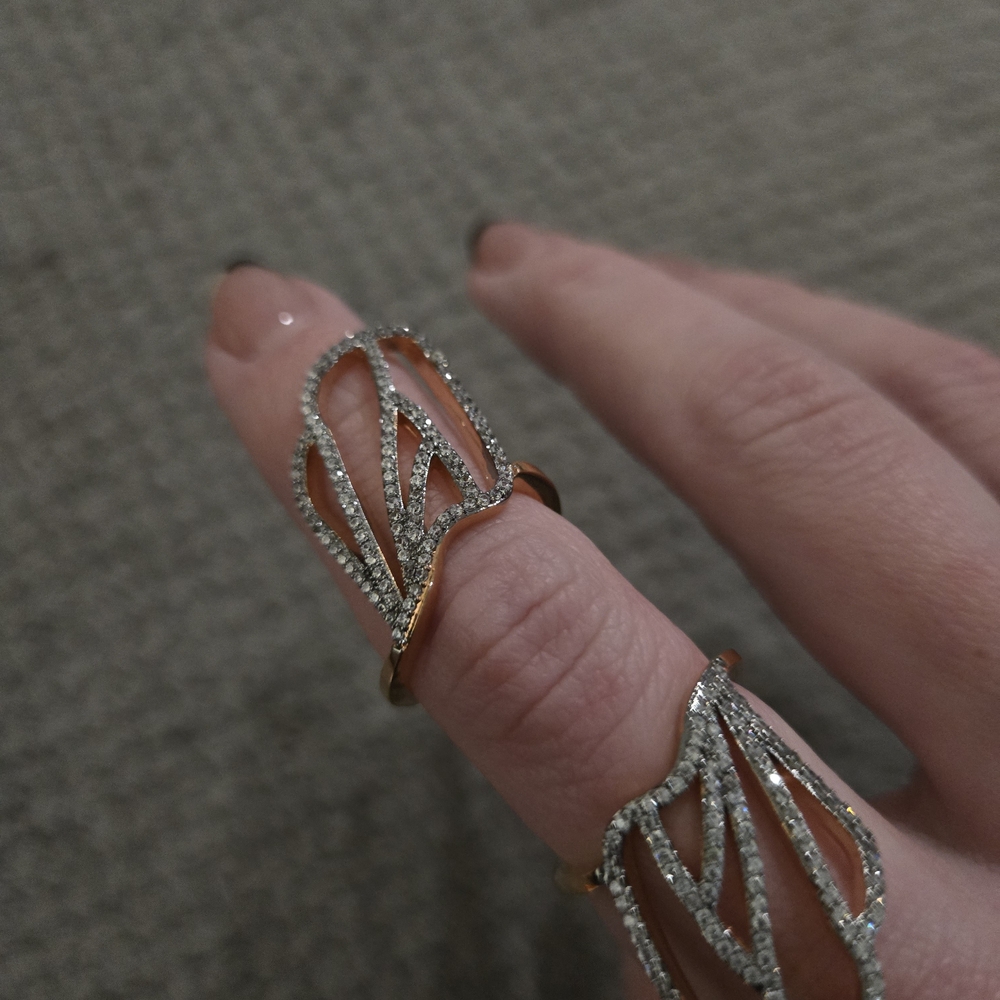 Henri Bendel Linked 2 Pave Ring - Picture 2 of 2